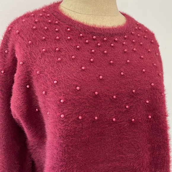 BEAUTIFUL SWEATER WITH PEARLS DETAILS SZ M - Picture 2 of 8